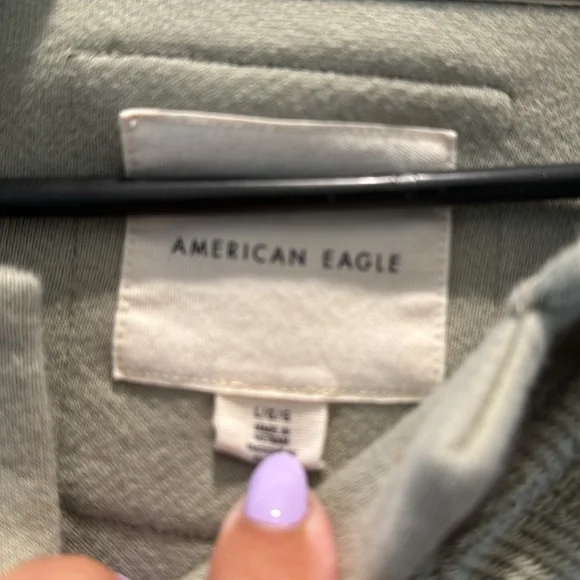 AE sweatshirt - Picture 3 of 4